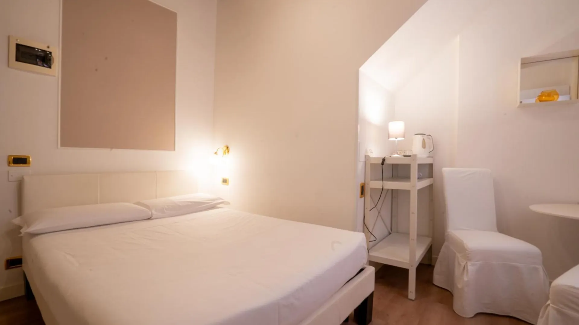 Alla Corte Rossa Venice Bed & Breakfast
