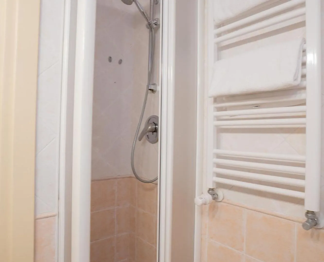 *** Bed & Breakfast Alla Corte Rossa Venice Italy