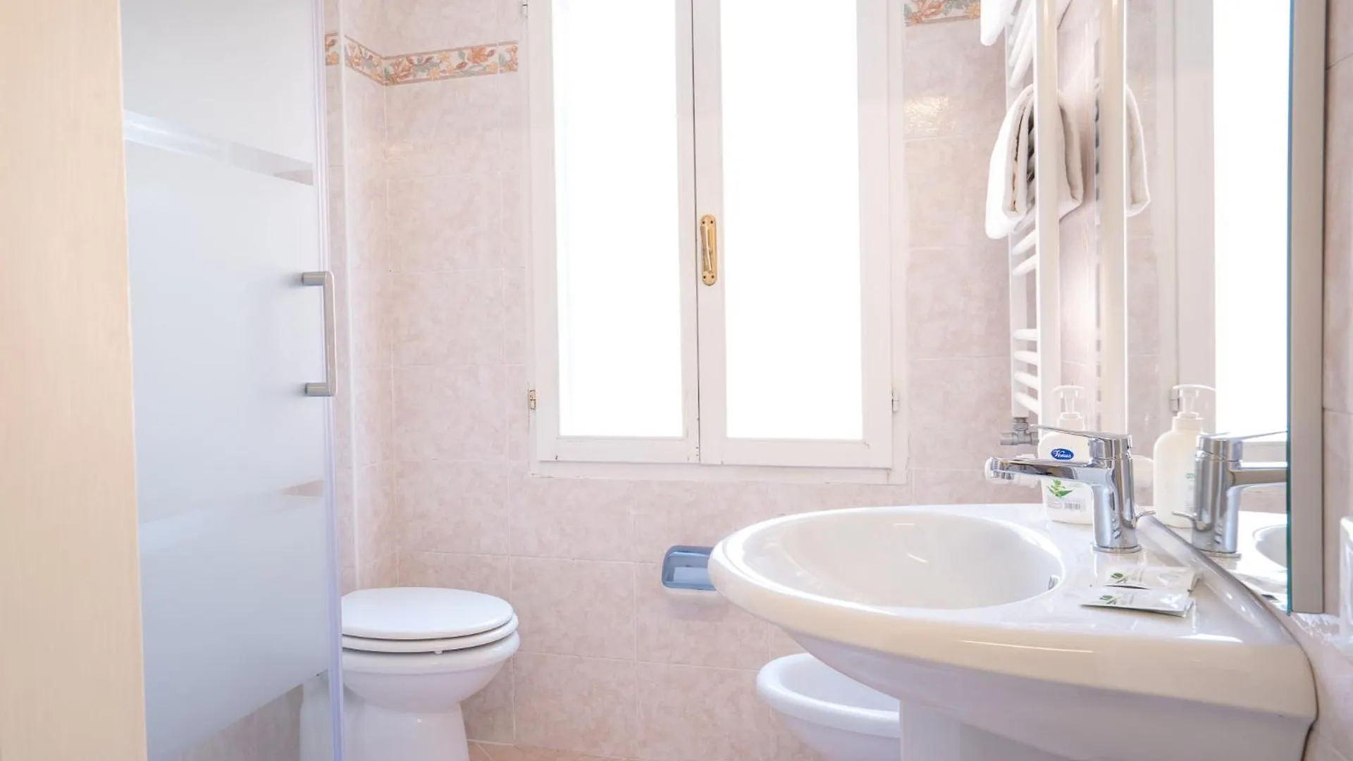 Alla Corte Rossa Venice Bed & Breakfast